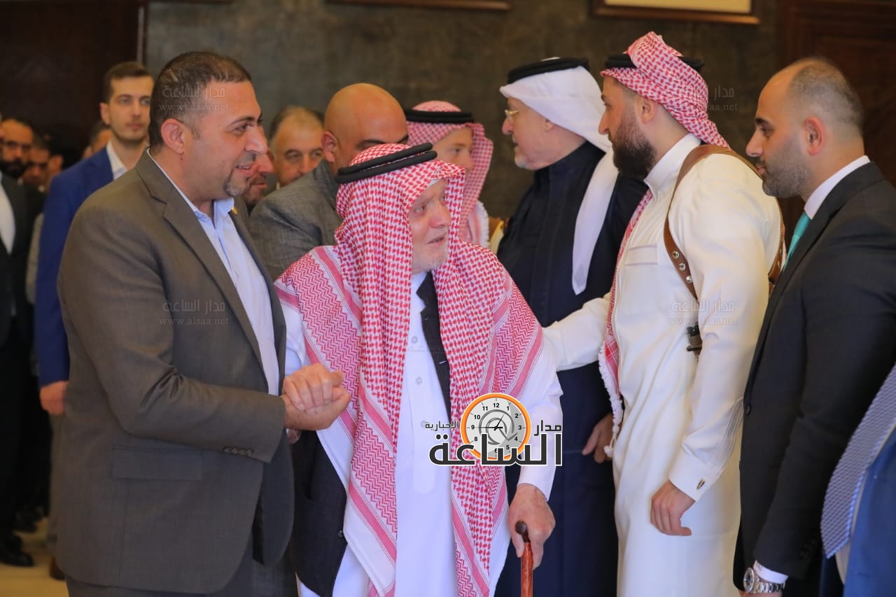 Madar Al-Saa Images 0.8837517447527101