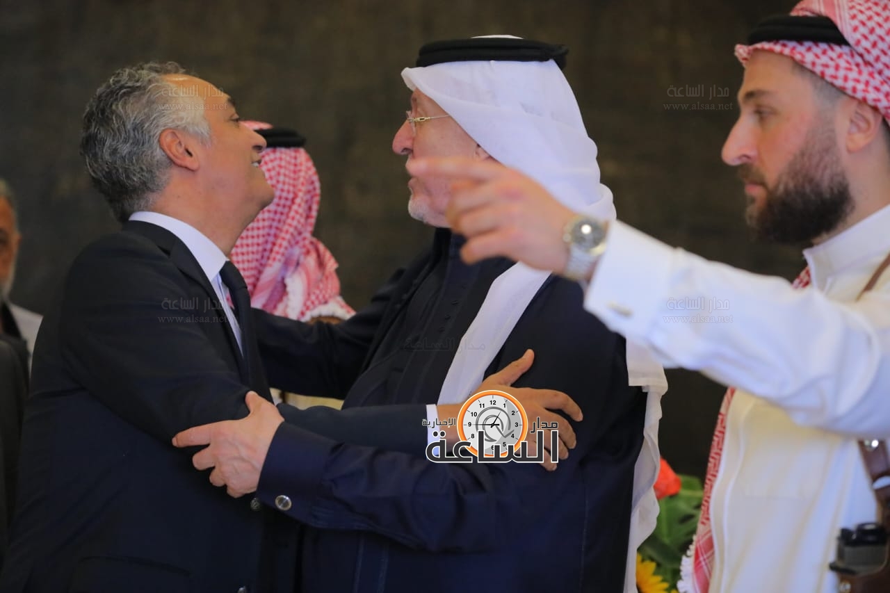 Madar Al-Saa Images 0.7487624927476817