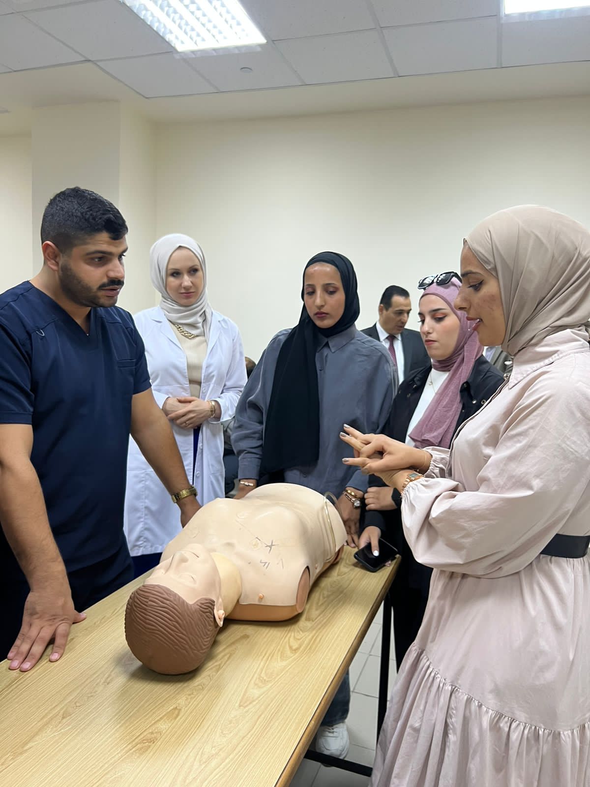 Madar Al-Saa Images 0.7942054767937234