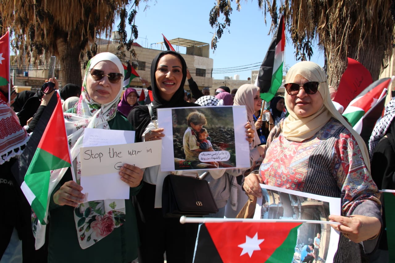 Madar Al-Saa Images 0.852452193670777