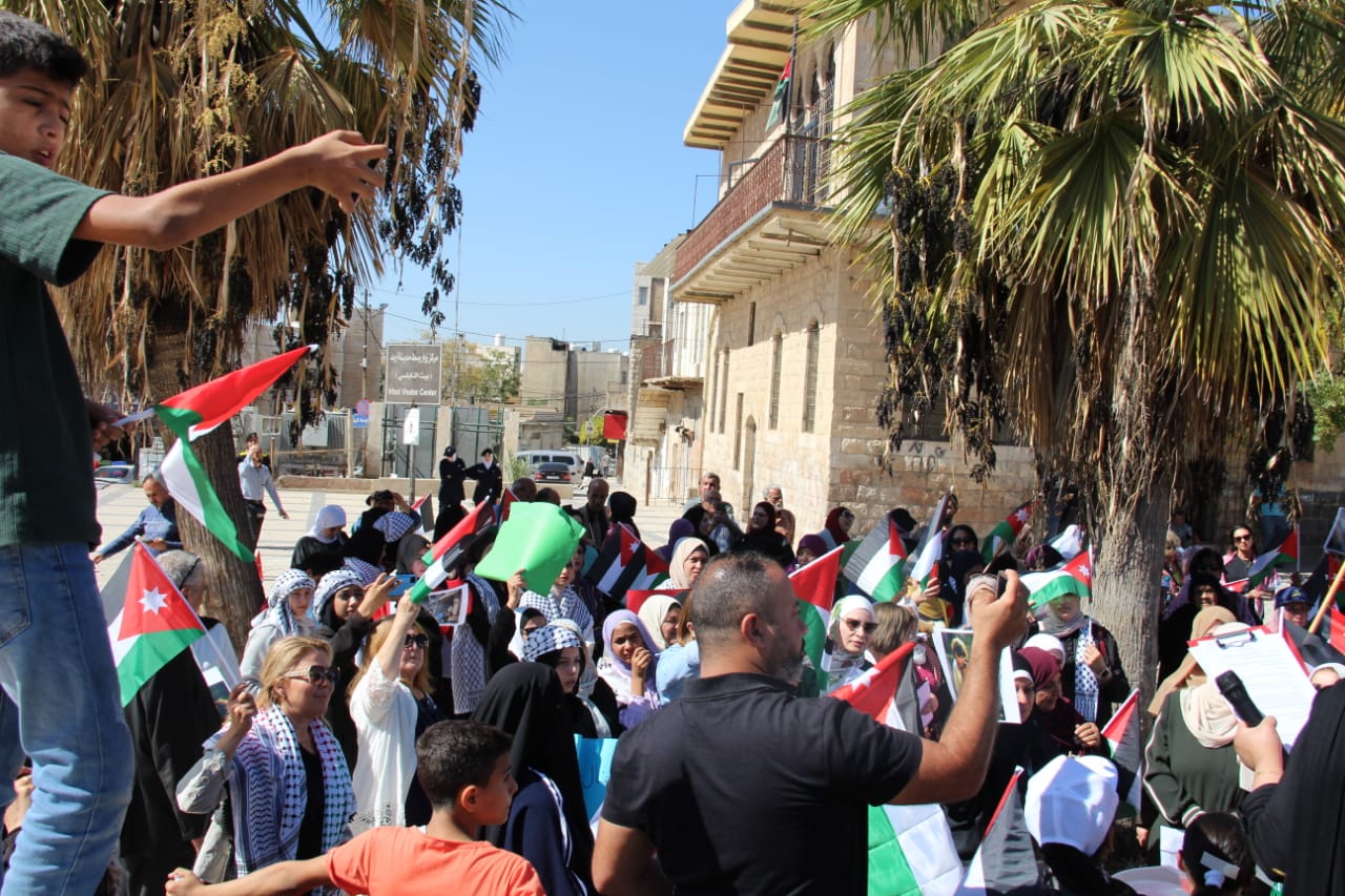 Madar Al-Saa Images 0.8329963673099658