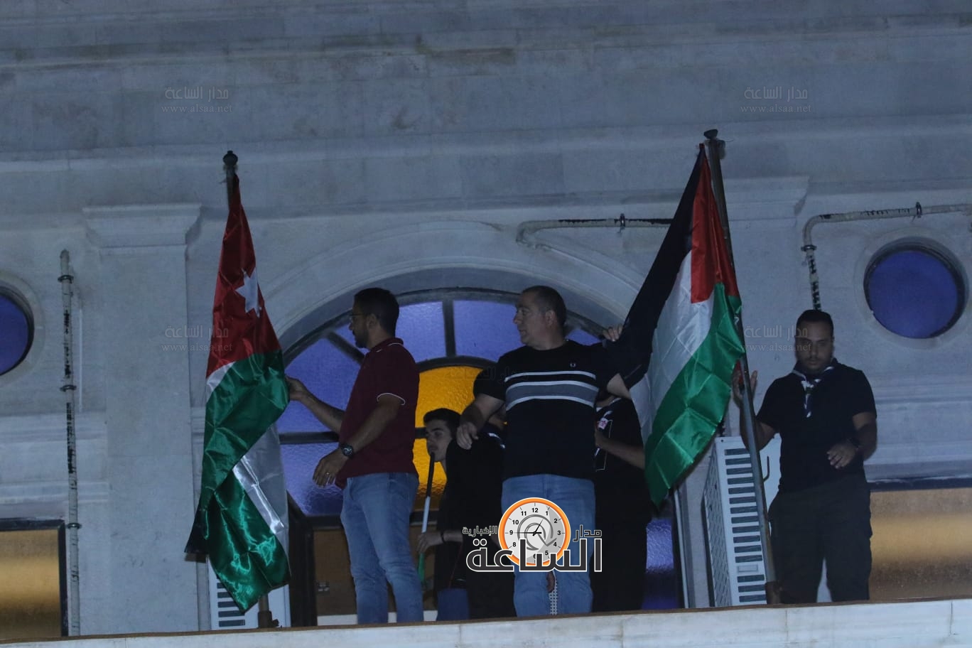 Madar Al-Saa Images 0.5378356662649288