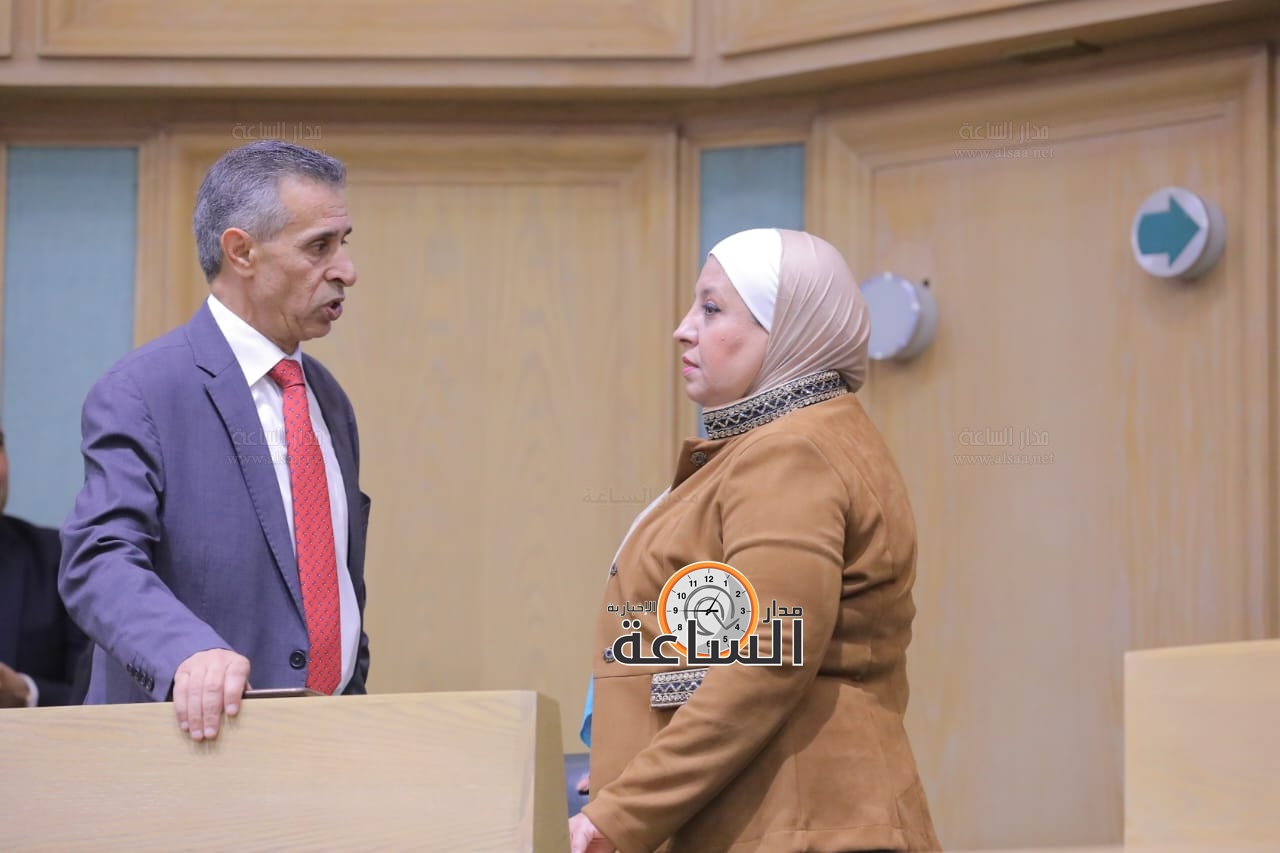 Madar Al-Saa Images 0.9829521390991491