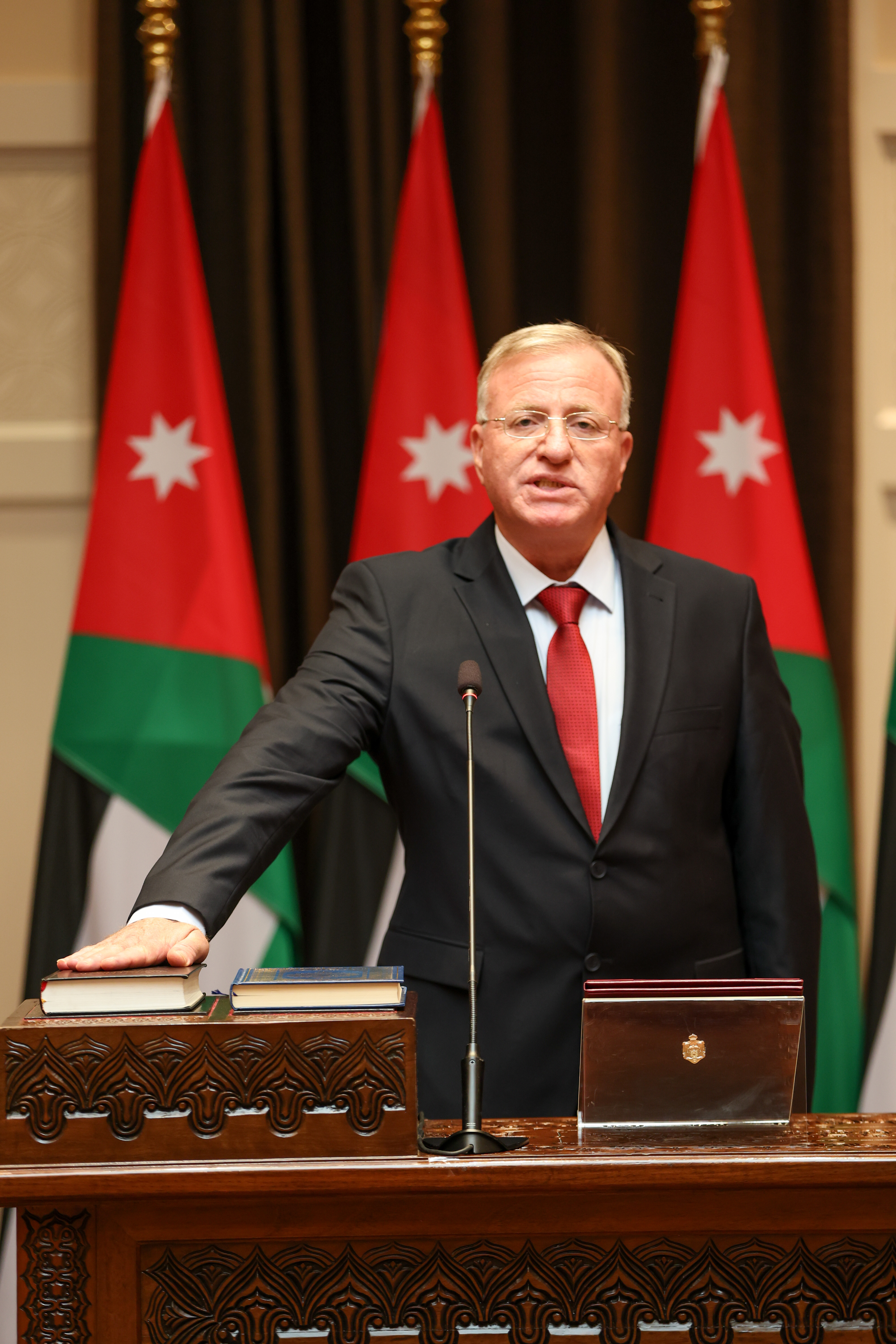 Madar Al-Saa Images 0.8029742124910464