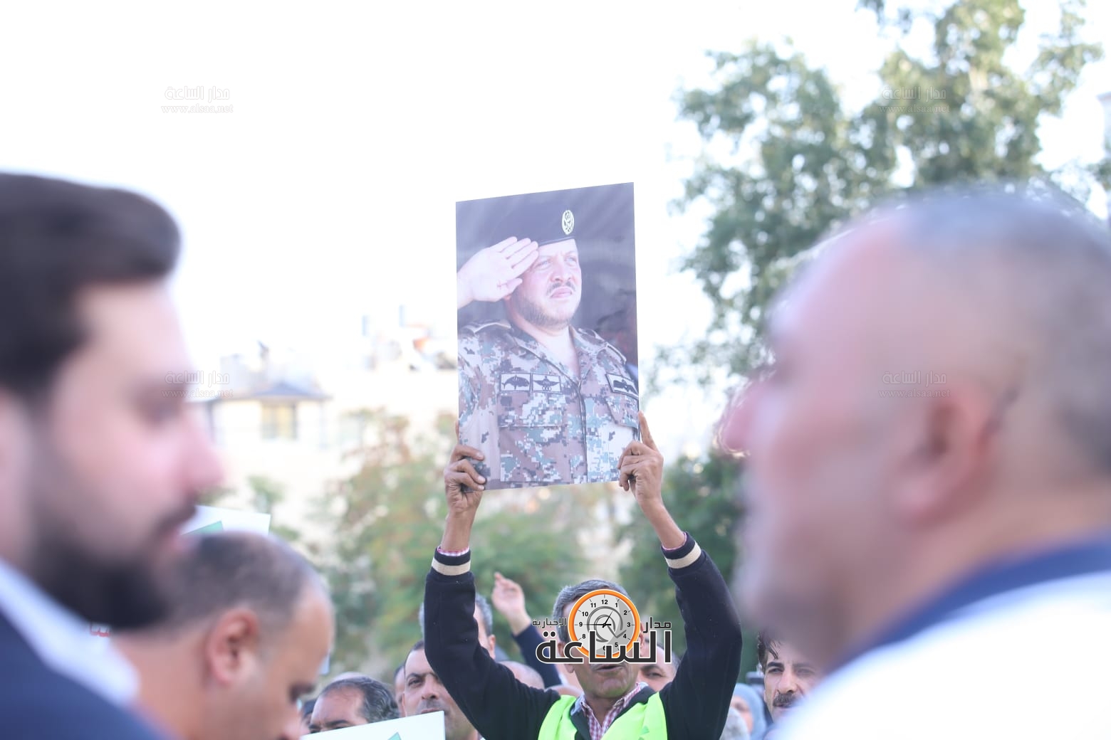 Madar Al-Saa Images 0.1745433954387643