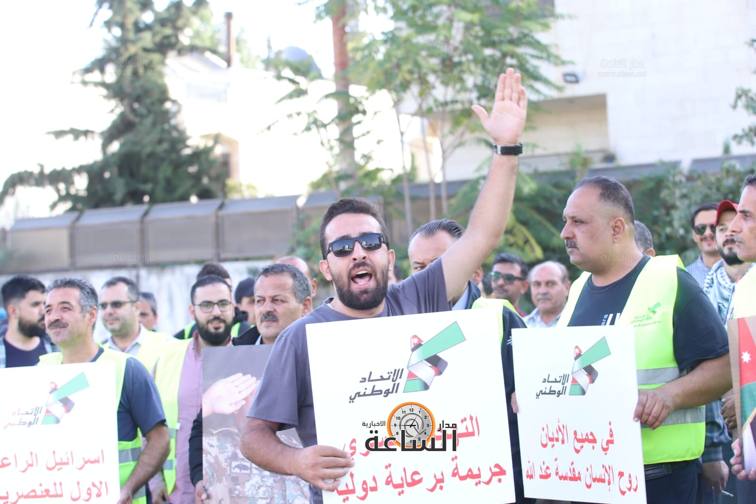 Madar Al-Saa Images 0.9817212548786294