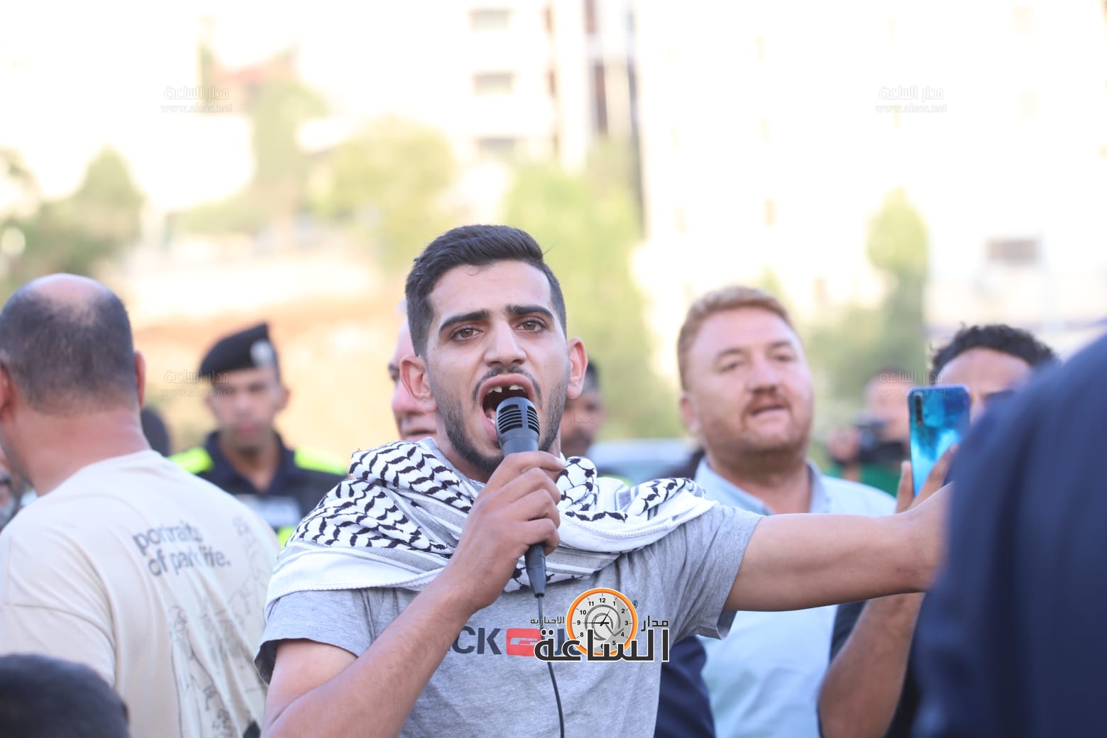 Madar Al-Saa Images 0.1230002757586175