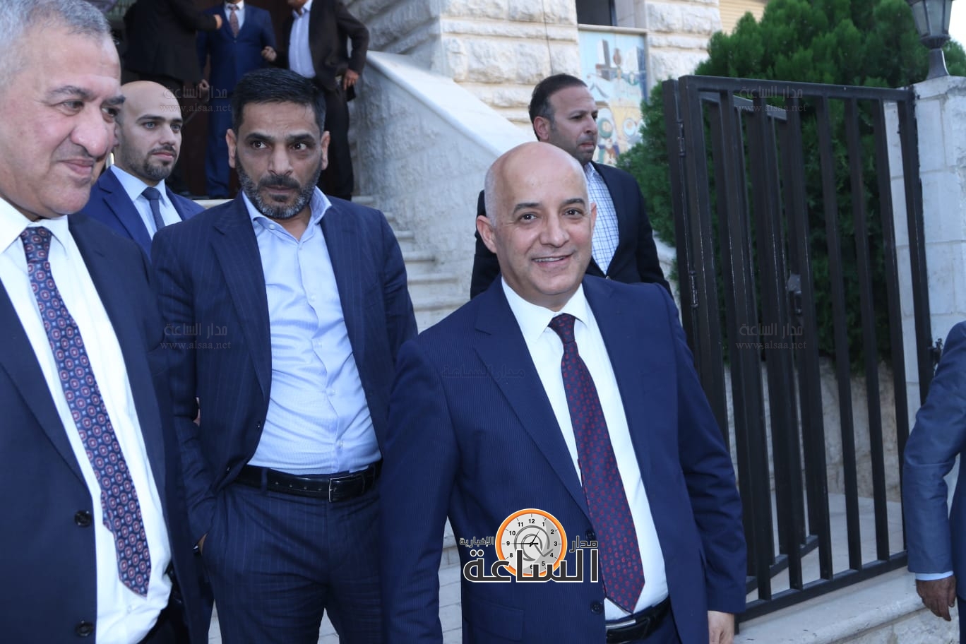 Madar Al-Saa Images 0.7394805732874683