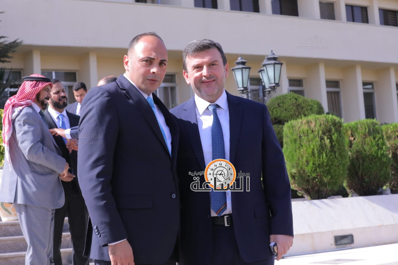 Madar Al-Saa Images 0.3019418862718488