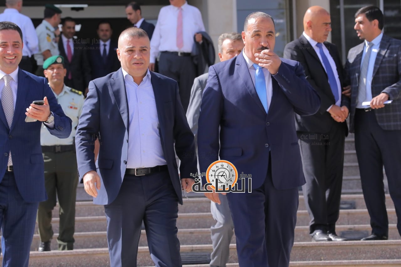 Madar Al-Saa Images 0.9548345136616816