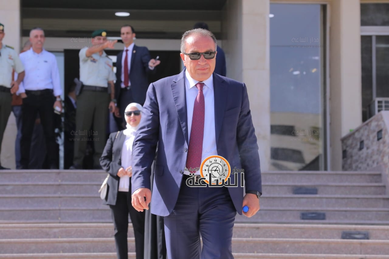 Madar Al-Saa Images 0.3060418754324796