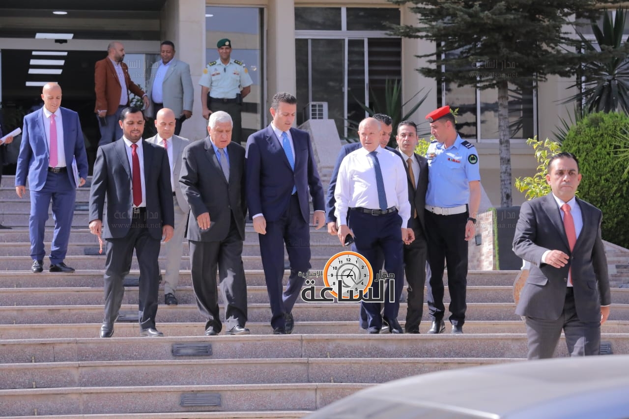 Madar Al-Saa Images 0.4219600826724961