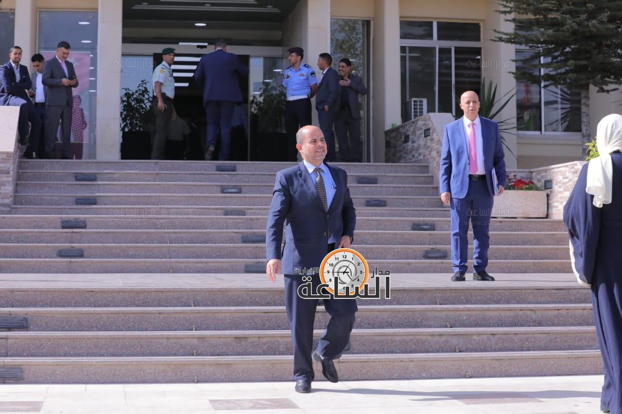 Madar Al-Saa Images 0.0451869218413925