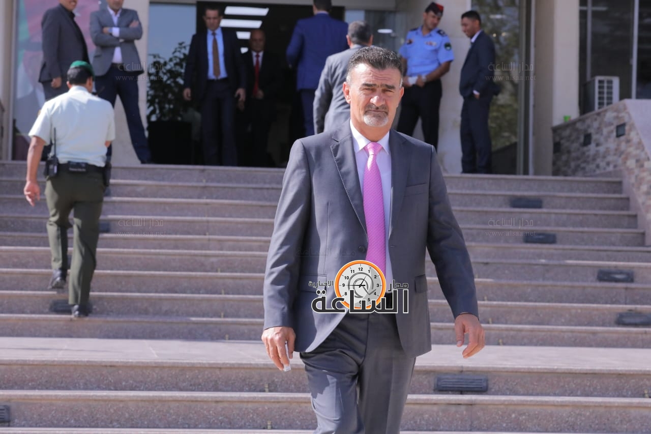 Madar Al-Saa Images 0.07456186341972115