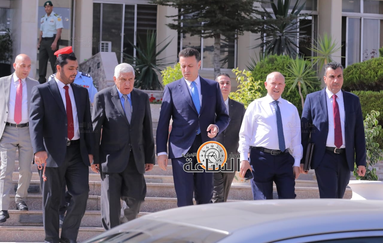 Madar Al-Saa Images 0.6999864302313894