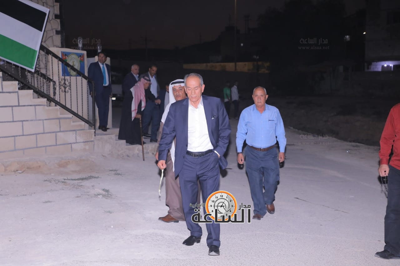 Madar Al-Saa Images 0.4756562381502507