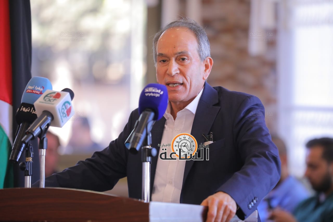 Madar Al-Saa Images 0.1798830114182144