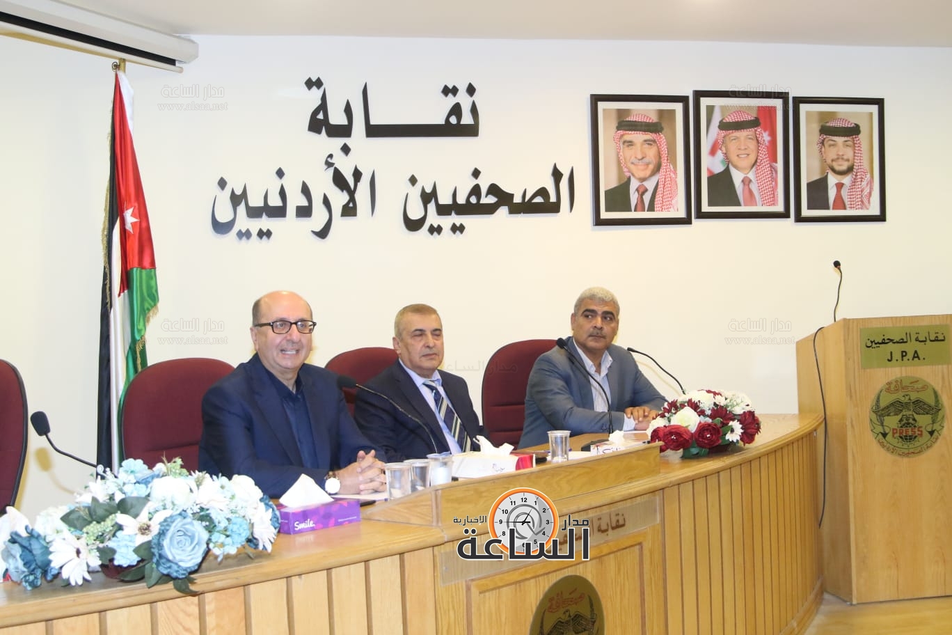 Madar Al-Saa Images 0.32480085220494415