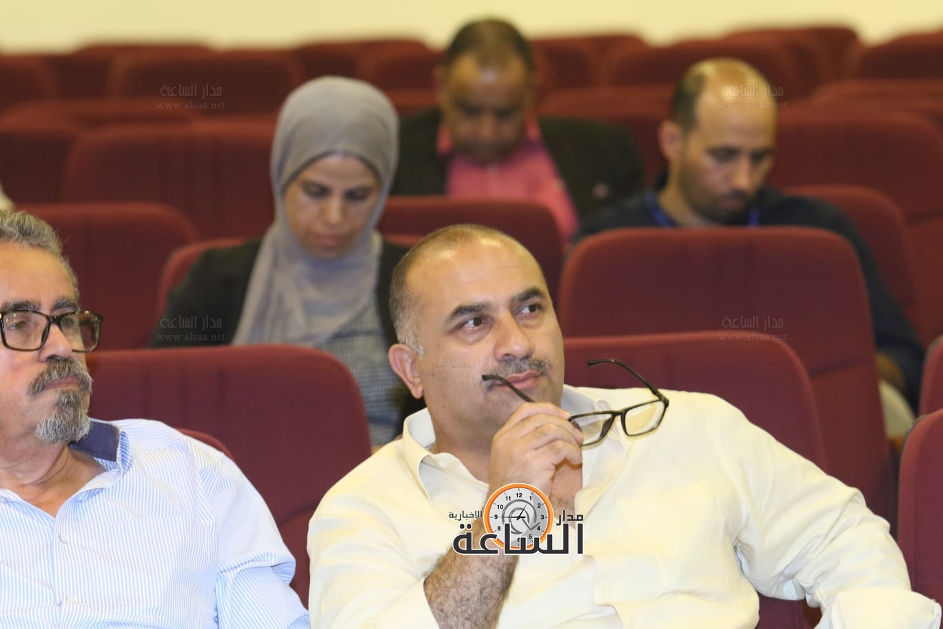 Madar Al-Saa Images 0.2889239249283799