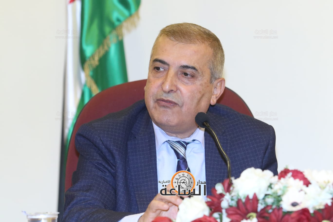 Madar Al-Saa Images 0.9718253590426547