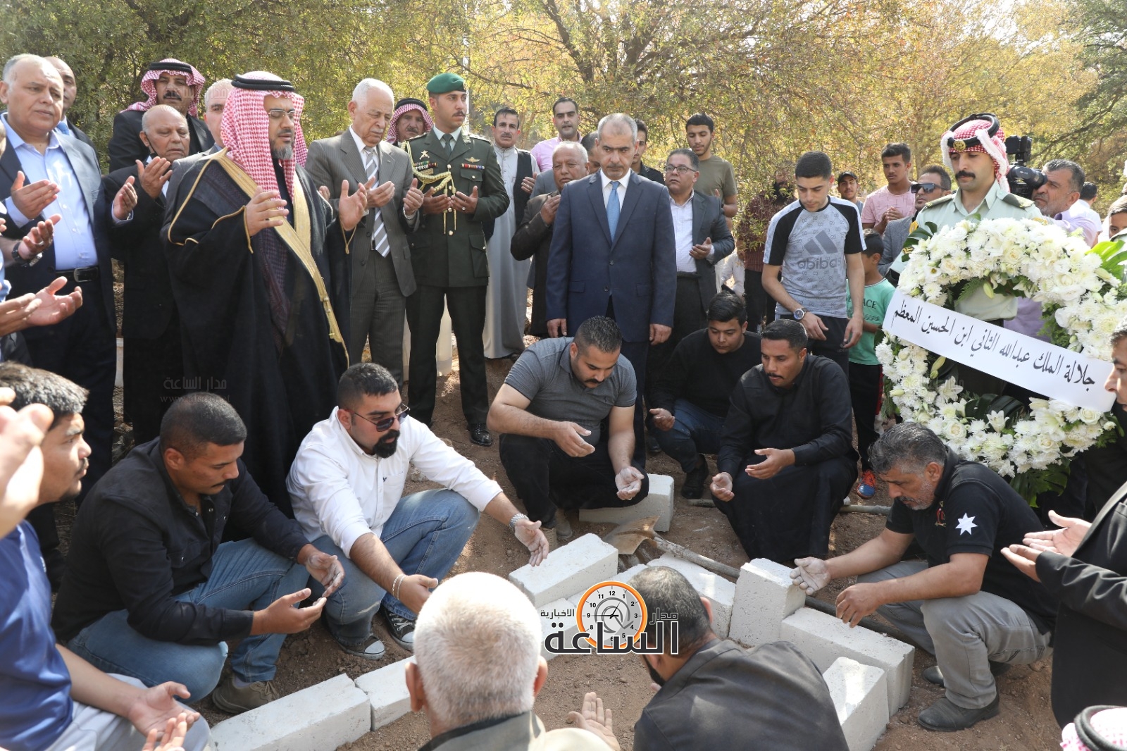 Madar Al-Saa Images 0.9304340687572528