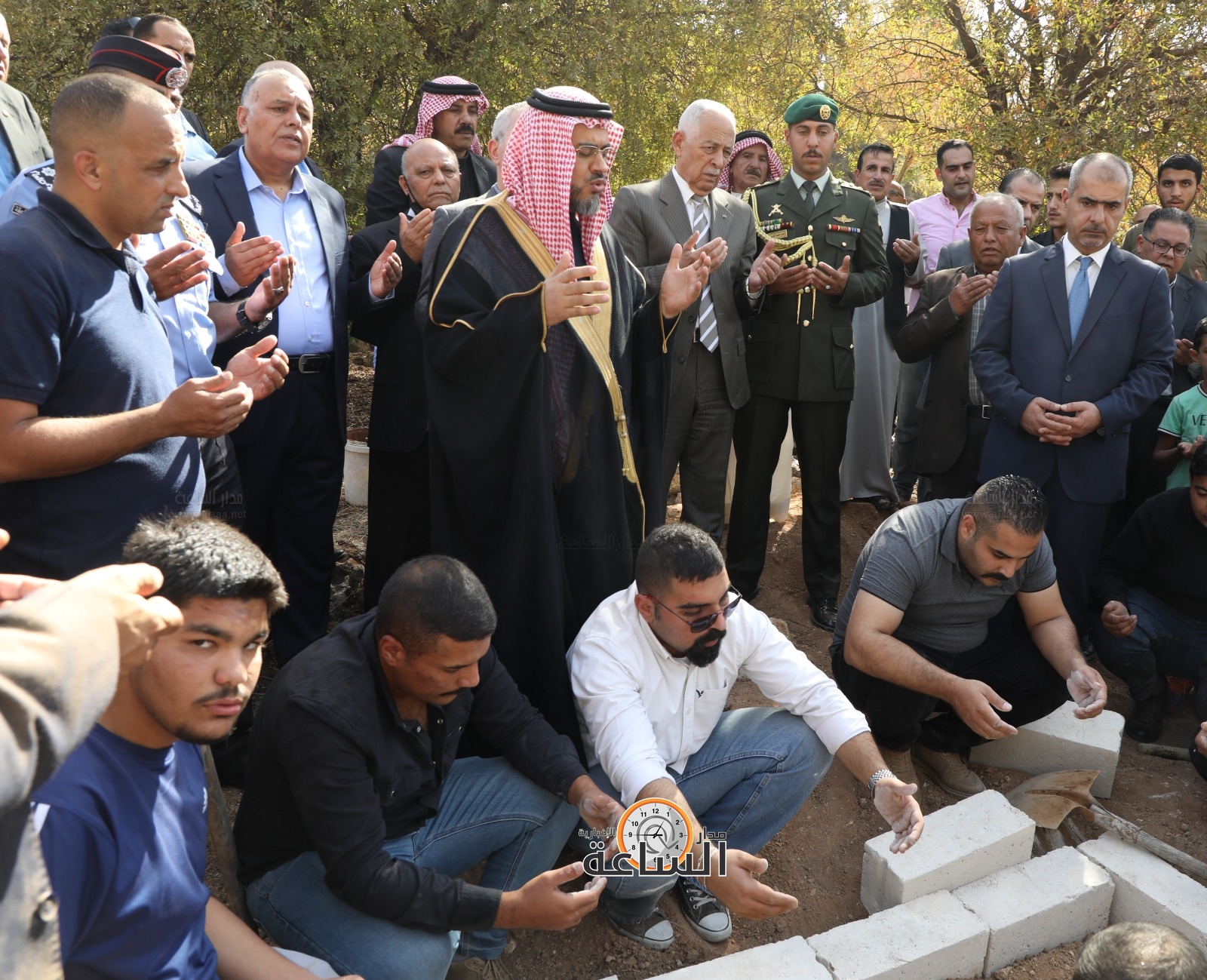 Madar Al-Saa Images 0.8858602312432018