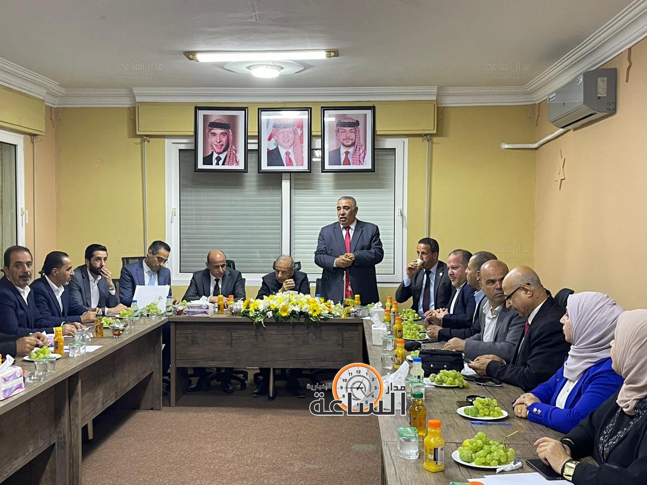 Madar Al-Saa Images 0.7223892769520779