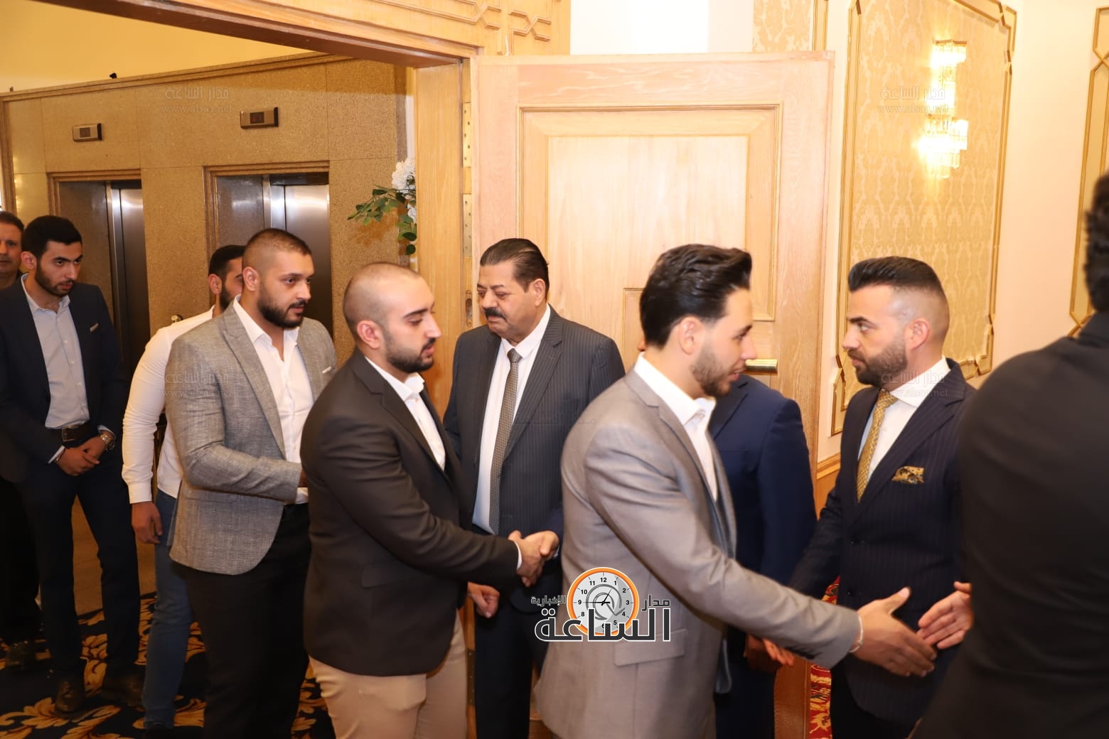 Madar Al-Saa Images 0.11437160569580218