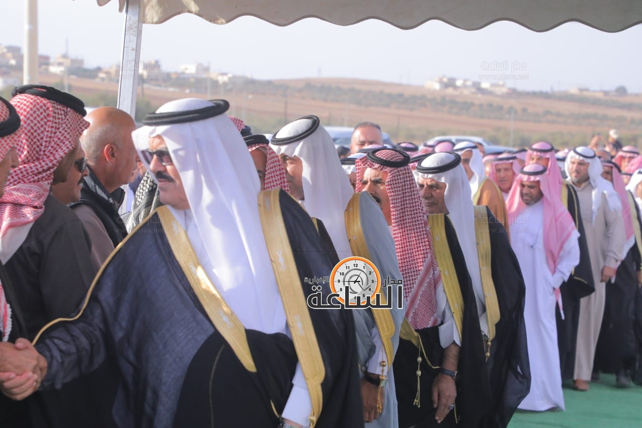 Madar Al-Saa Images 0.5502755358091351