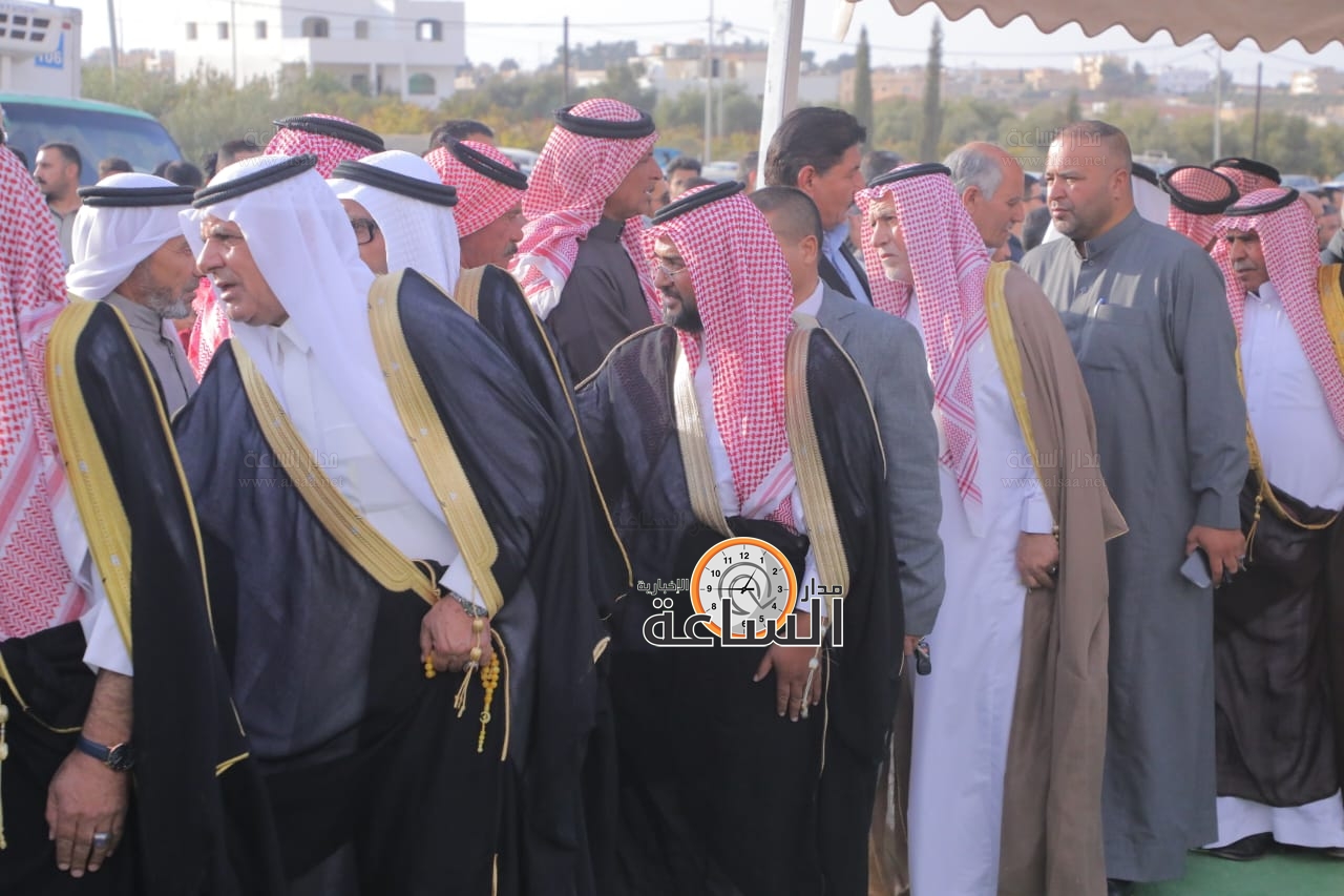 Madar Al-Saa Images 0.7365631822245744