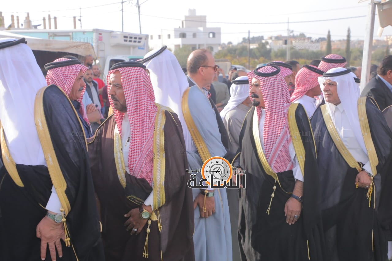 Madar Al-Saa Images 0.23862946699494159