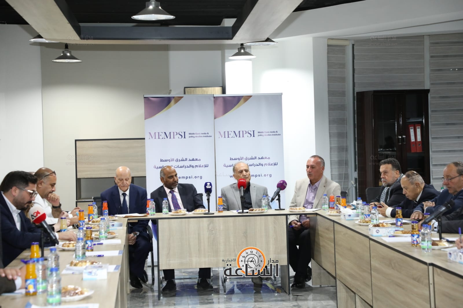 Madar Al-Saa Images 0.5434223091874362