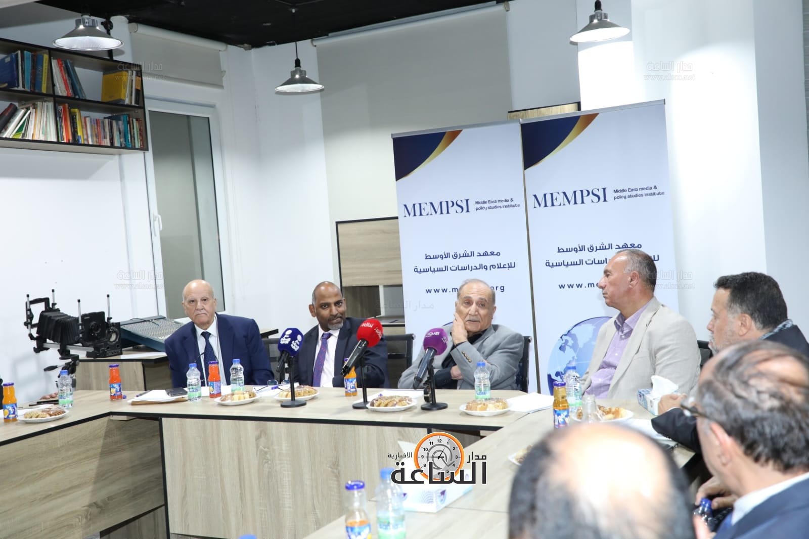 Madar Al-Saa Images 0.8826971950830478