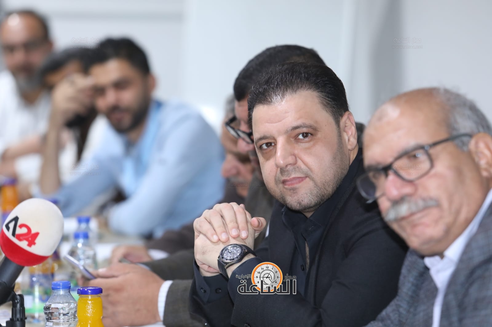 Madar Al-Saa Images 0.03500627395859257