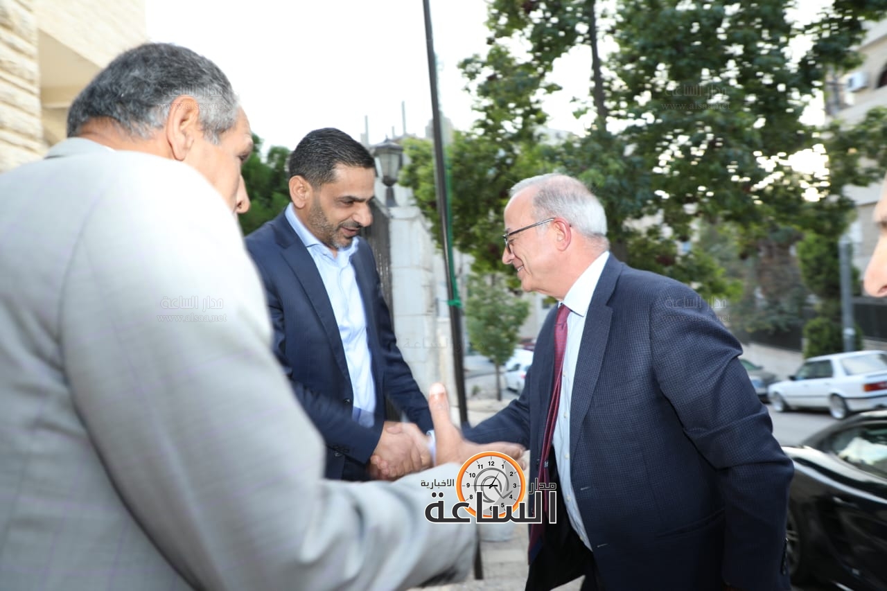 Madar Al-Saa Images 0.9366531280163022