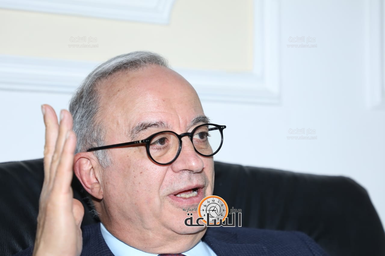 Madar Al-Saa Images 0.3868155792820498