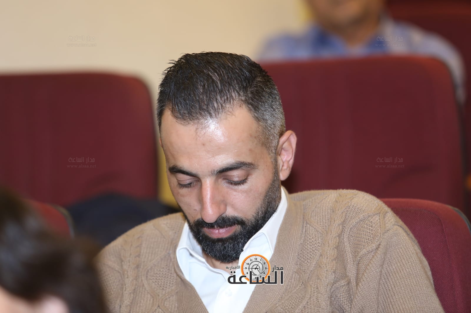 Madar Al-Saa Images 0.39924708888461136