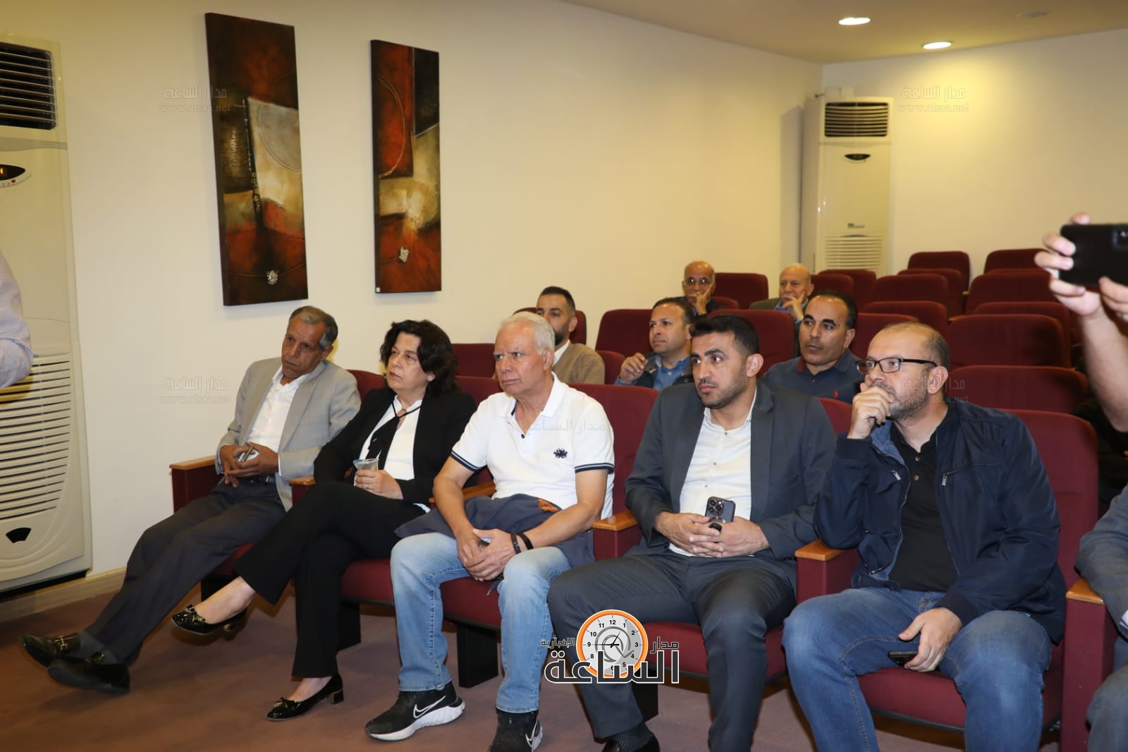 Madar Al-Saa Images 0.3674919526524254