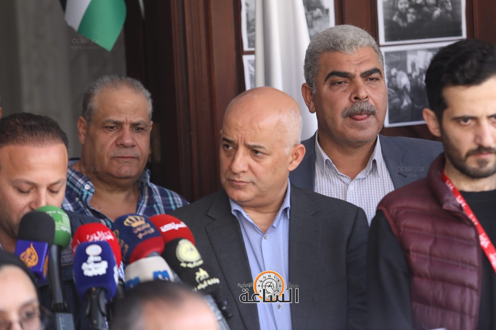 Madar Al-Saa Images 0.086100664510107