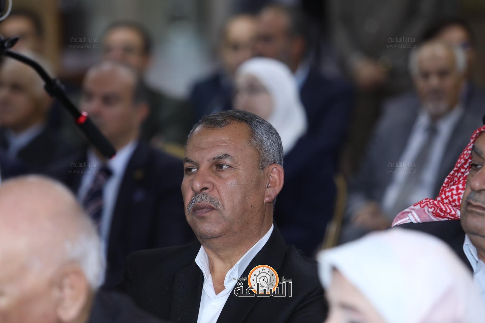 Madar Al-Saa Images 0.14139797186474534