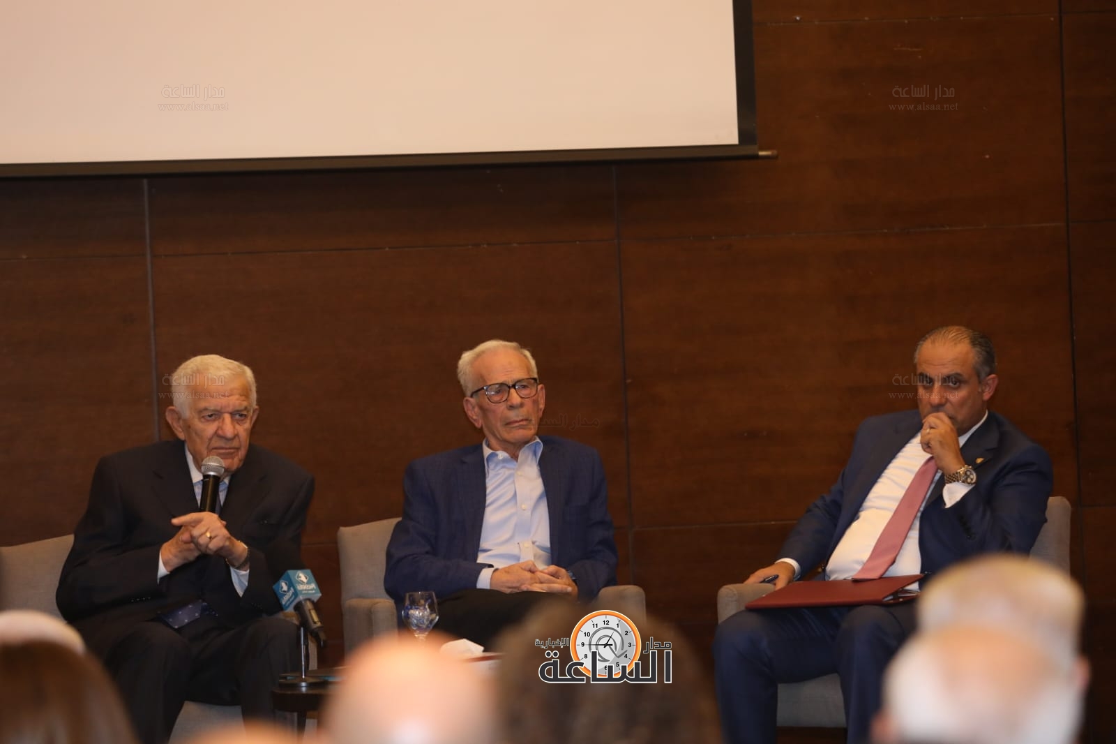 Madar Al-Saa Images 0.6921701501389437