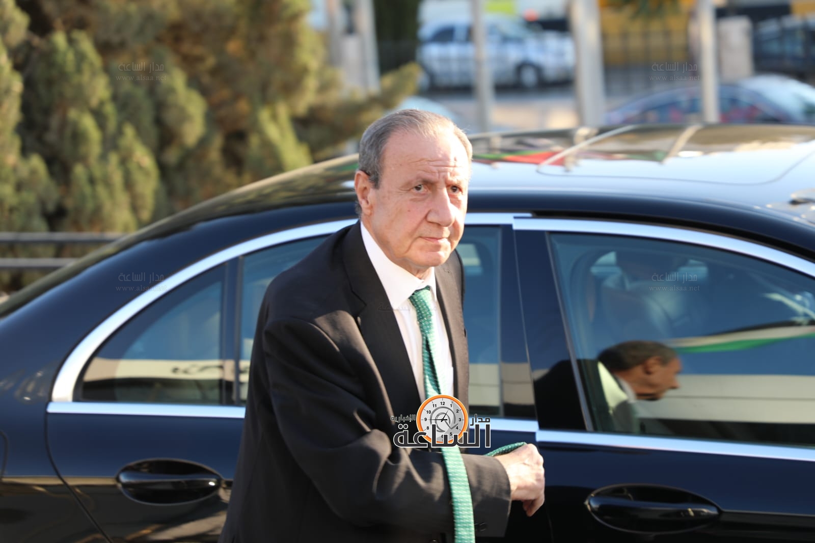 Madar Al-Saa Images 0.2398646355858256