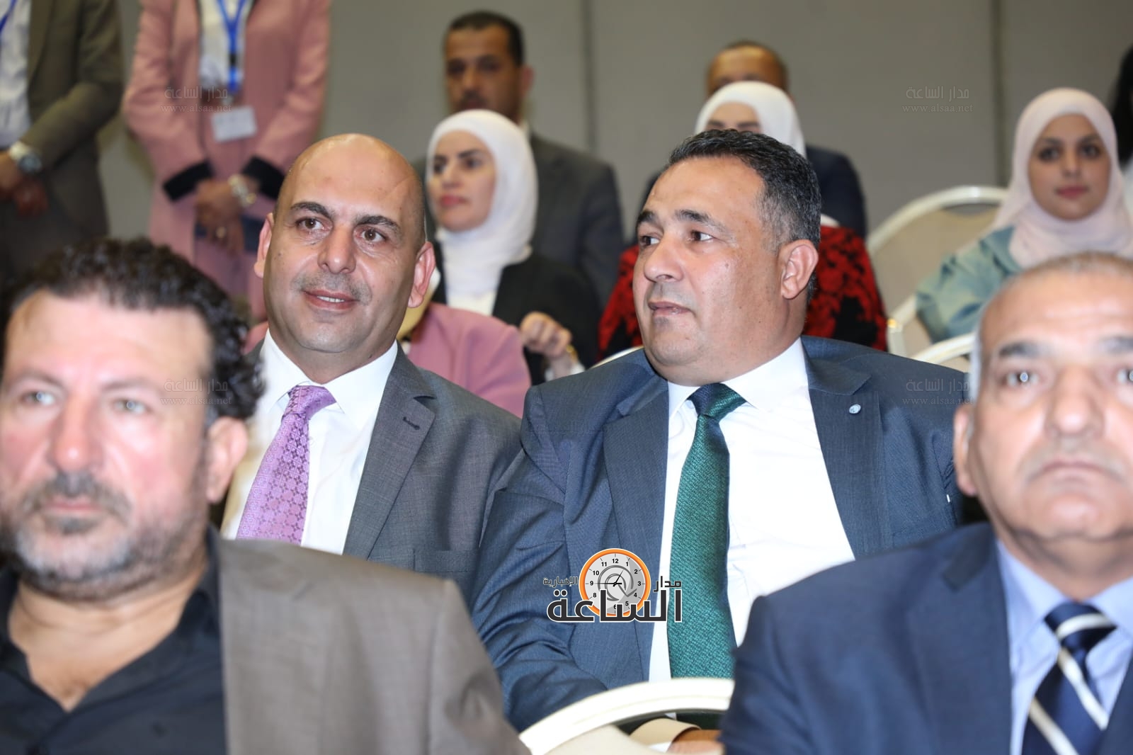 Madar Al-Saa Images 0.9141656316864137