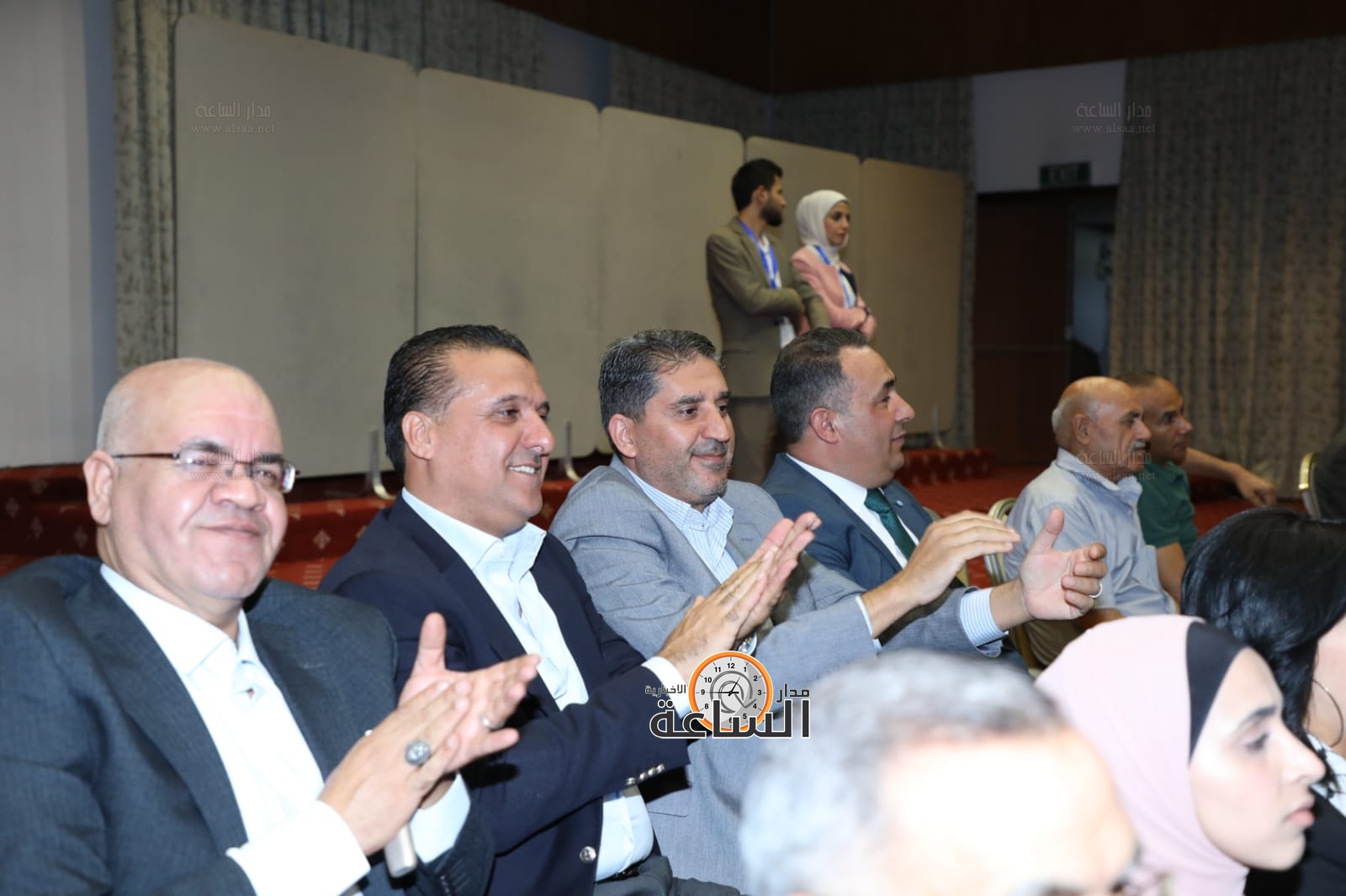 Madar Al-Saa Images 0.44710306477668404