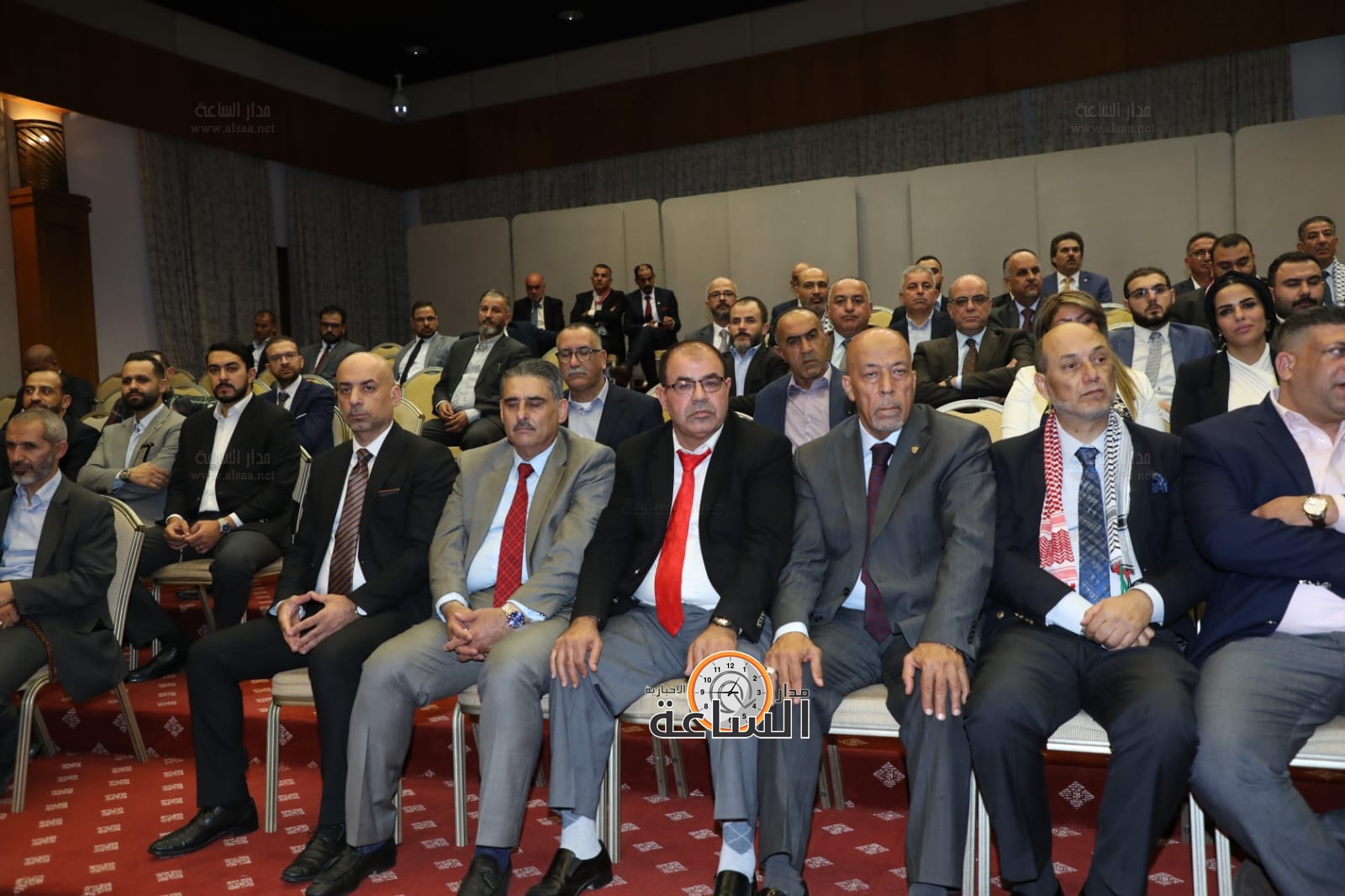 Madar Al-Saa Images 0.012174292423081212