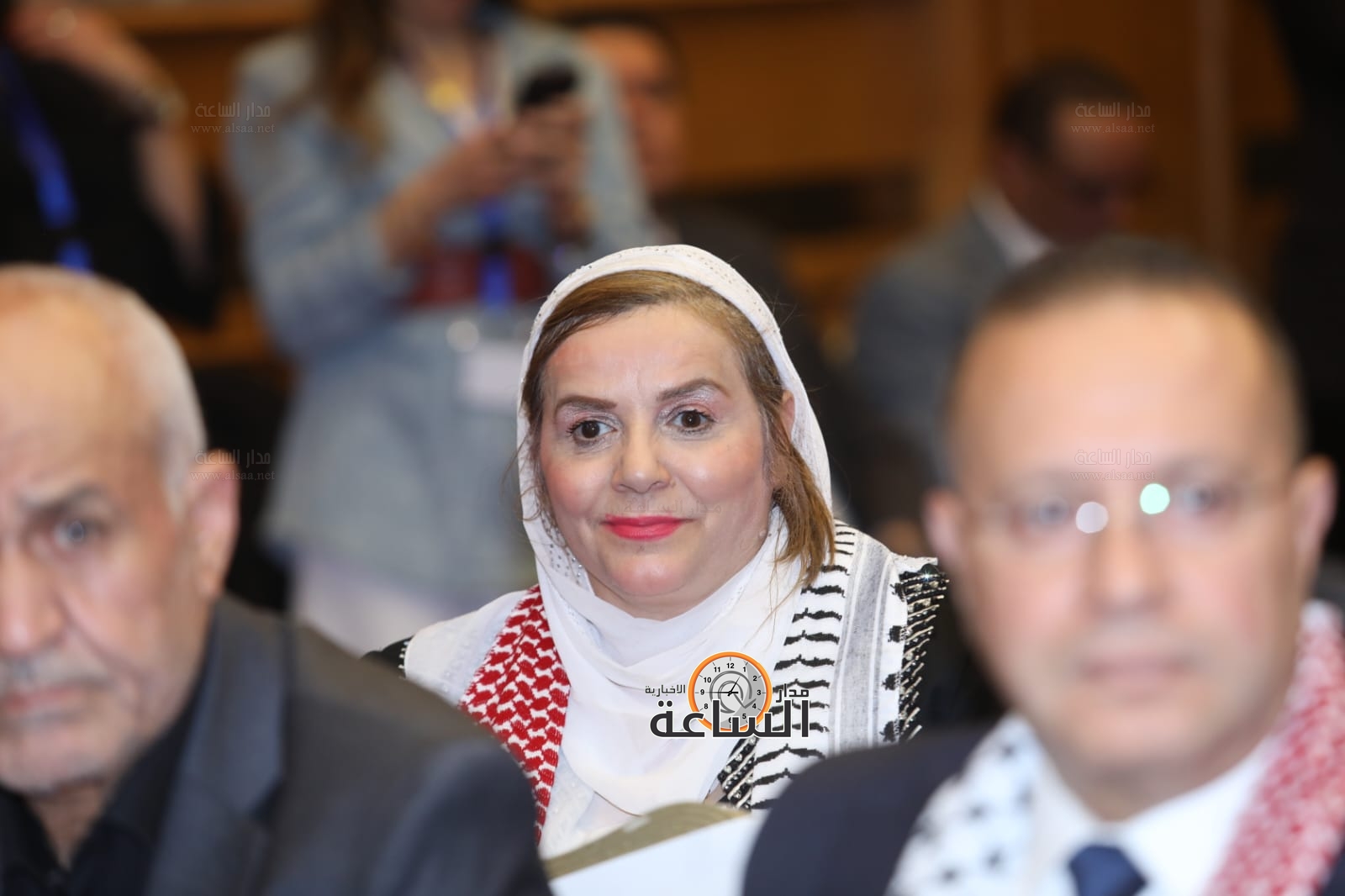 Madar Al-Saa Images 0.4042456481108172