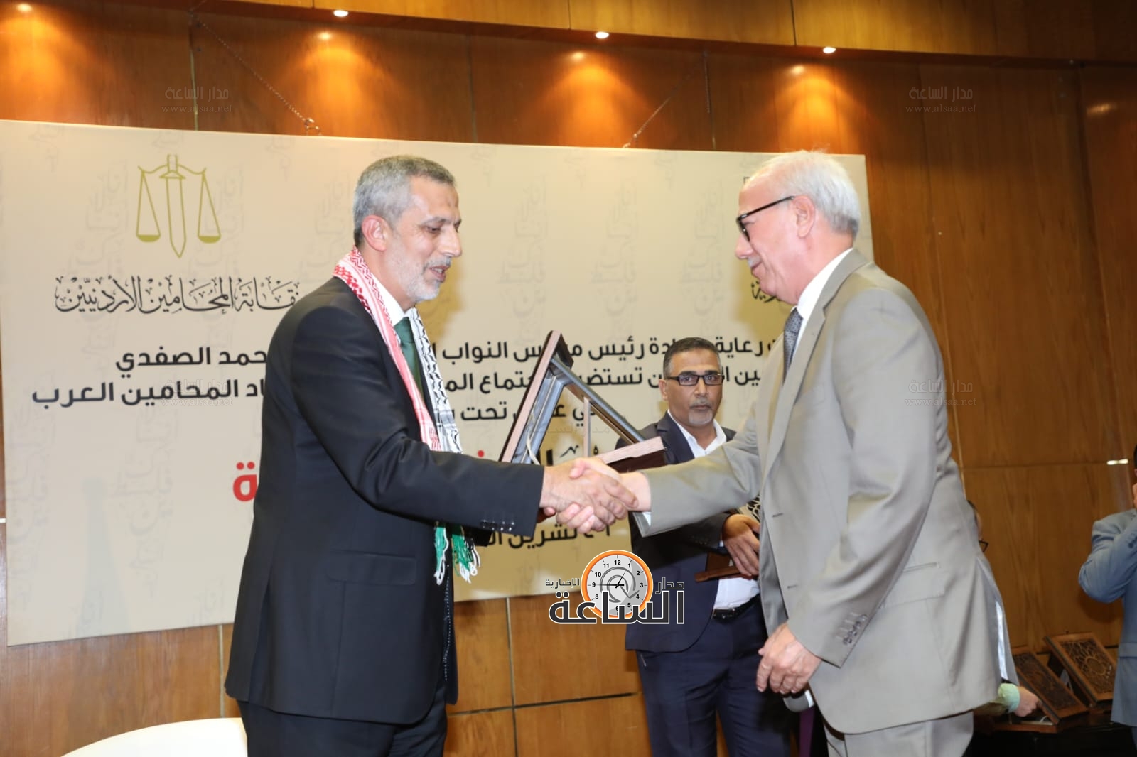 Madar Al-Saa Images 0.3556065646353632