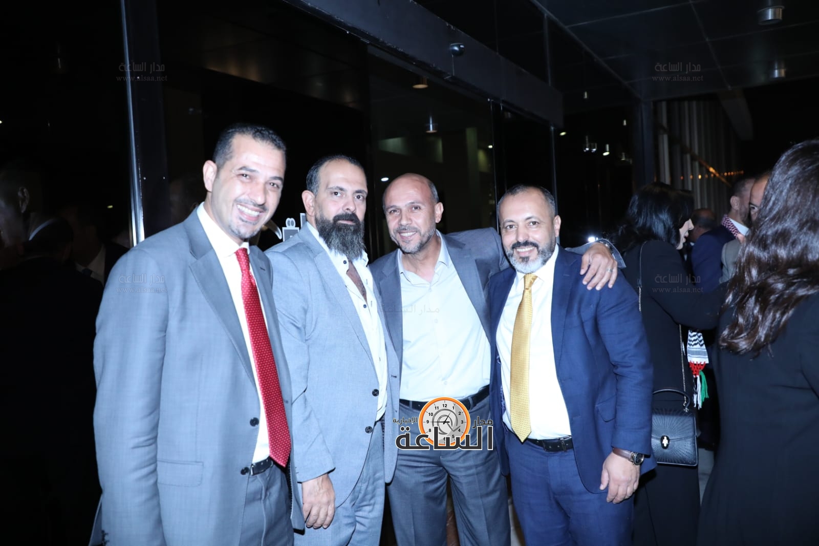 Madar Al-Saa Images 0.7056187291084015