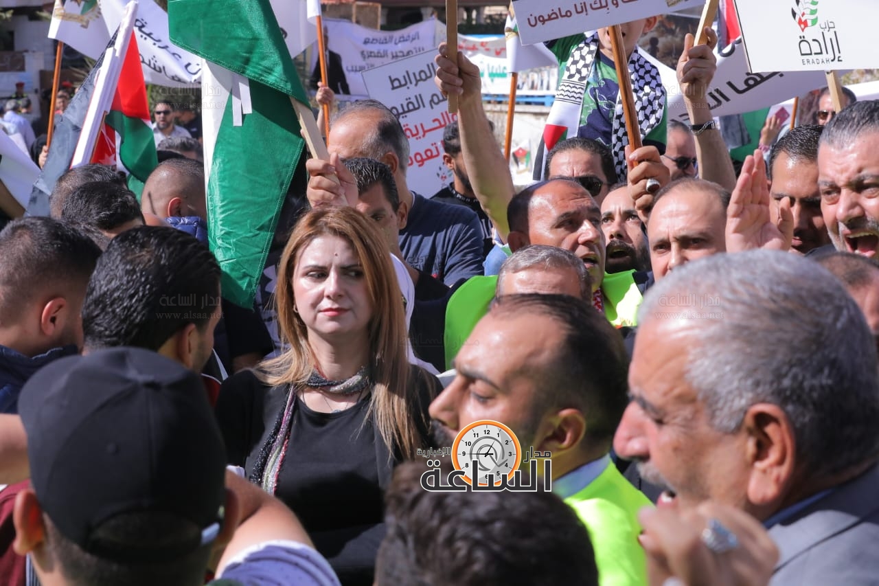 Madar Al-Saa Images 0.7502642922508103