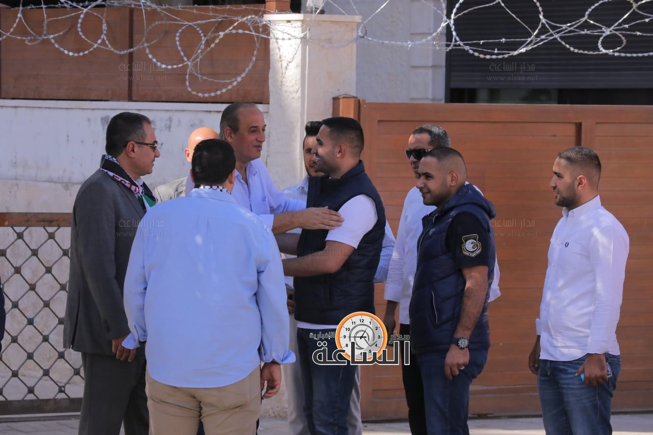 Madar Al-Saa Images 0.7086967359663141